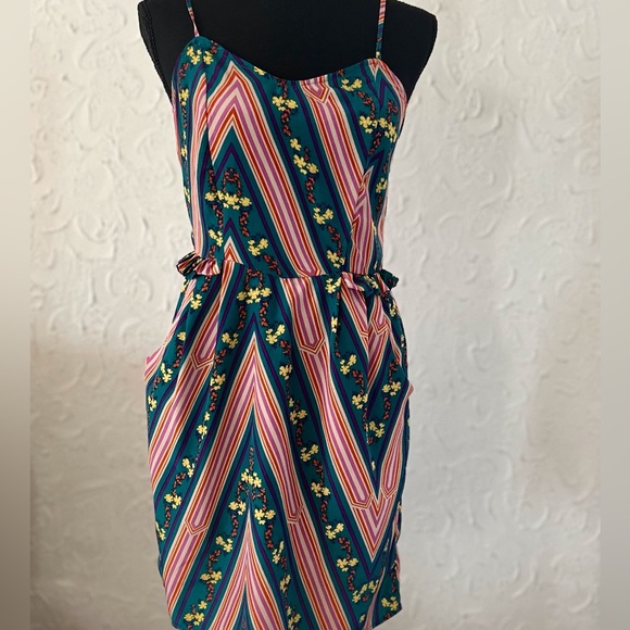 Xhilaration Silky Colorful Summer Dress Size Small with POCKETS! - Picture 4 of 8